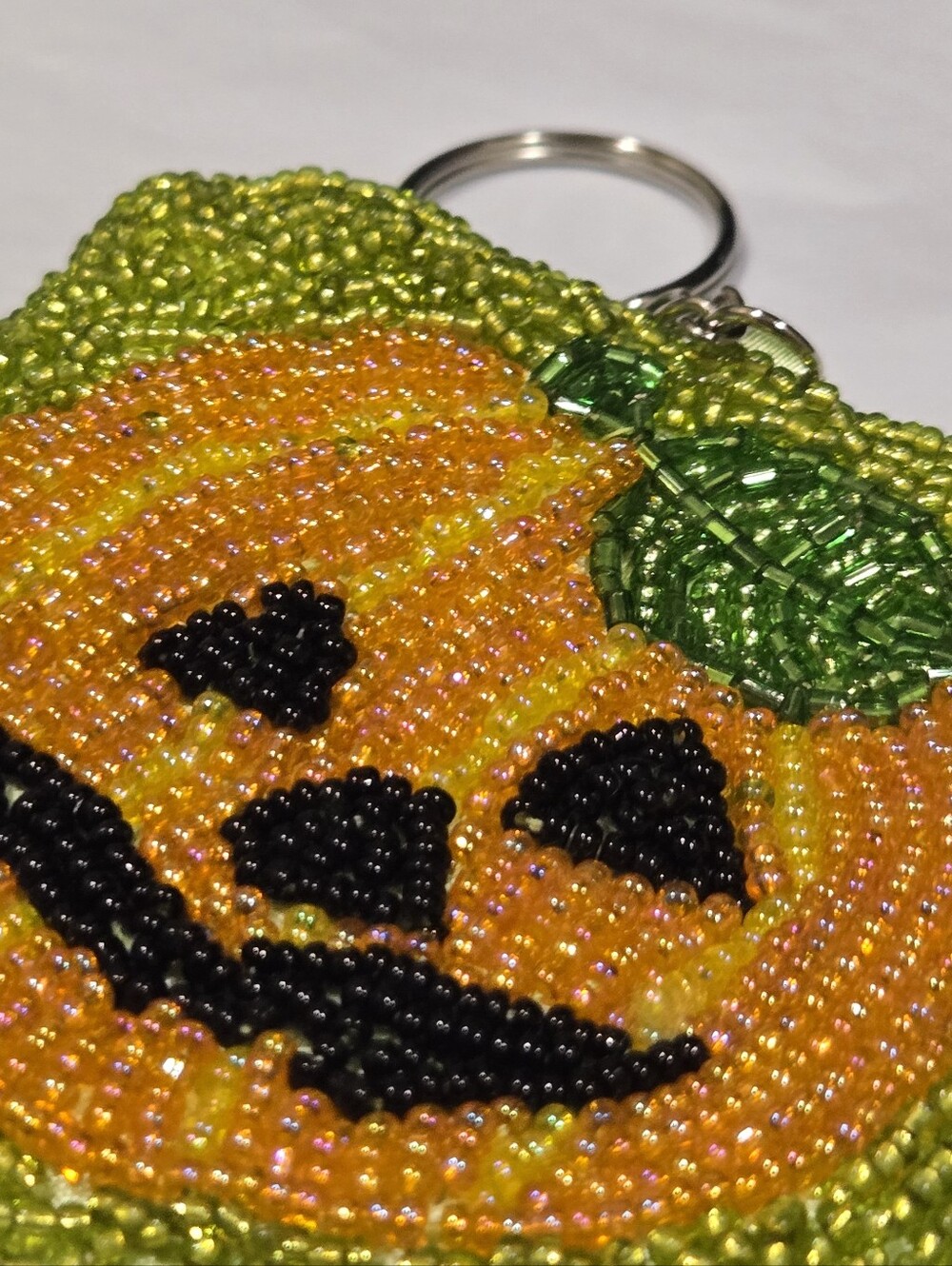 🎃 Adorable Beaded Pumpkin Zipper Pouch & Keychain - Picture 4 of 6